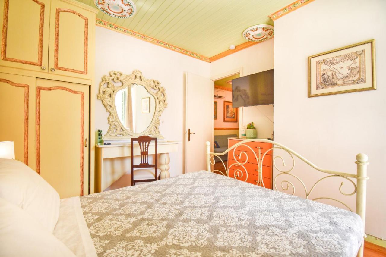 Venetian Well Gallery Apartment In Corfu Old Town Esterno foto